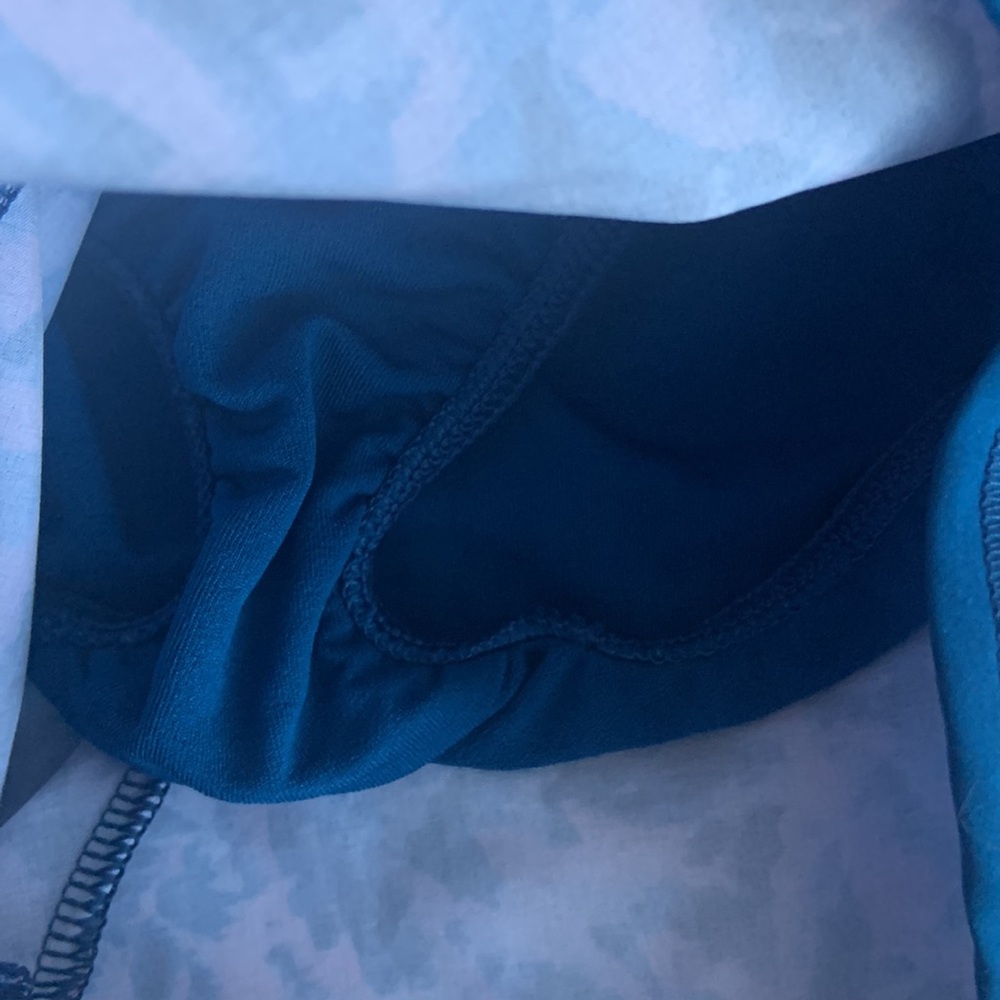Shorts - Picture 5 of 8